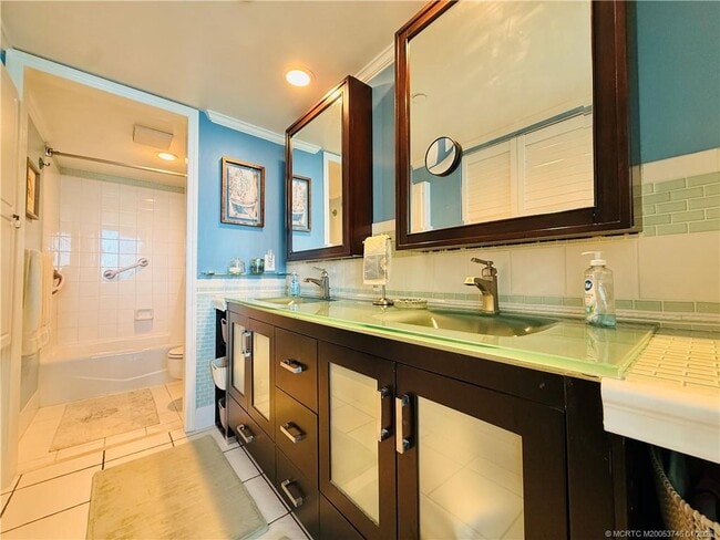 Building Photo - 8800 S Ocean Dr