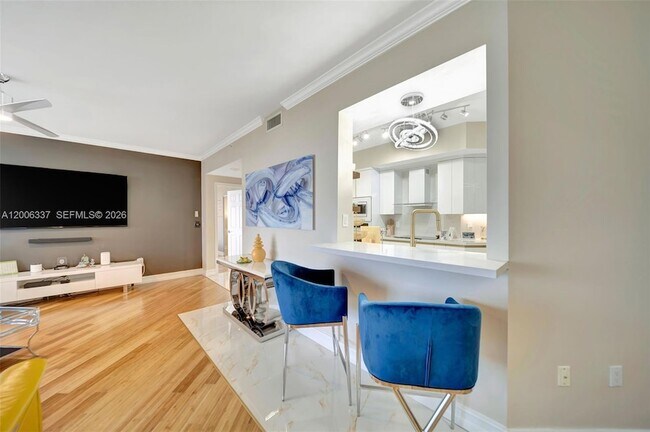 Building Photo - 6051 N Ocean Dr