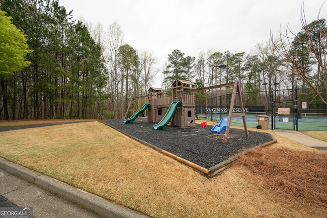 Building Photo - 3393 Willow Glen Trail