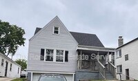 Building Photo - 233 Niagara Ave