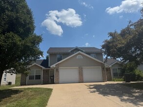 Building Photo - 2112-2114 Arlene Dr