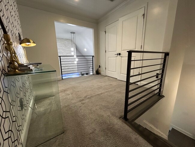 Building Photo - 2535 Village Creek Landing SE