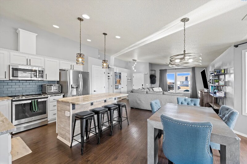 Building Photo - 5508 Jefferson Dr