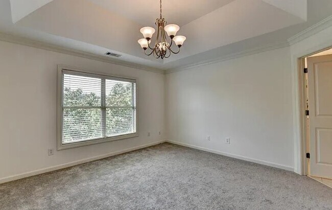 Building Photo - 10898 Gallier St