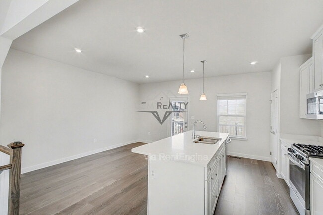 Building Photo - 1101 Rampart Dr