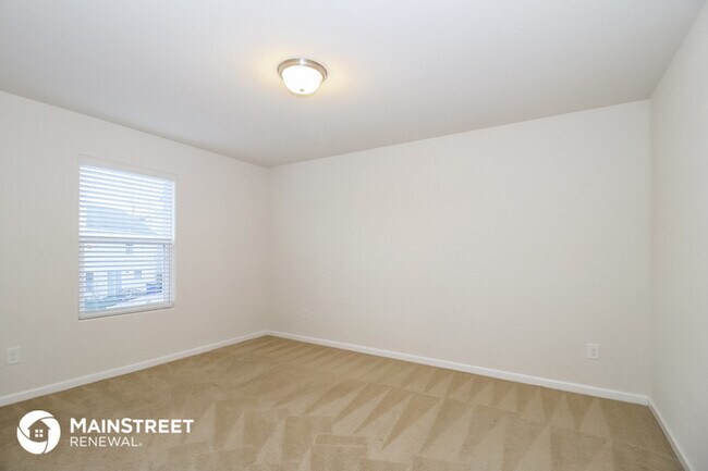 Building Photo - Your Dream Home Awaits!