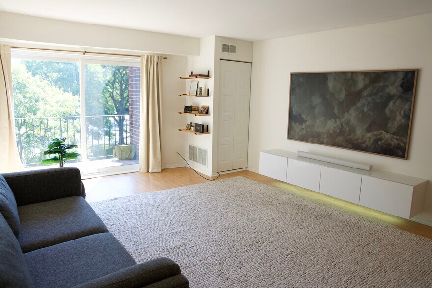 Building Photo - 1450 Sandpebble Dr