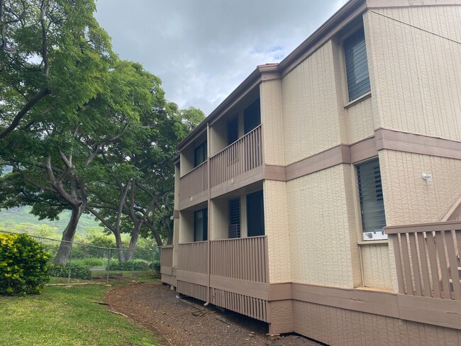 Building Photo - Makaha Valley Plantation - Two Bedroom