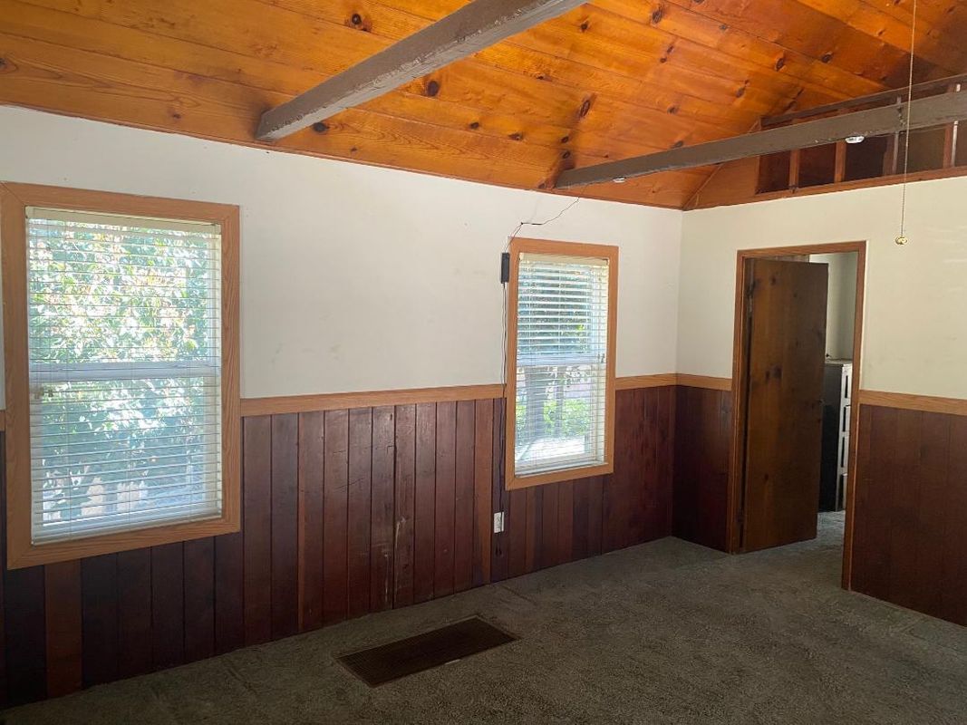 Building Photo - 22662 Seeley Dr