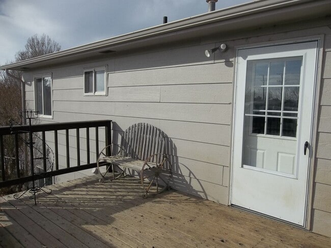 Building Photo - Spacious Berthoud Home with Finished Basement & Detached Shop