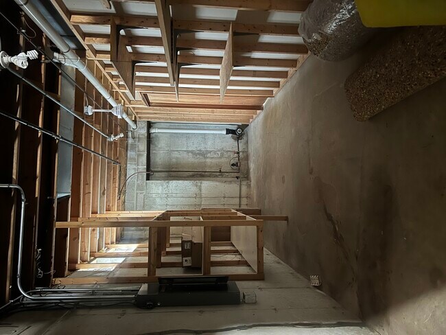 Building Photo - 1300 Wolff Ave