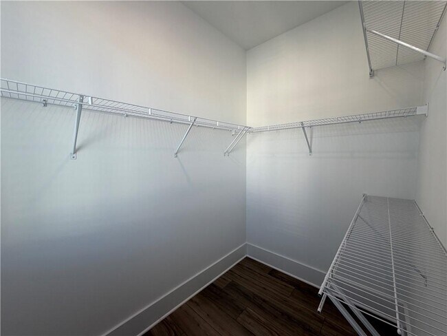 Building Photo - 1605 Aeslin Dr NW