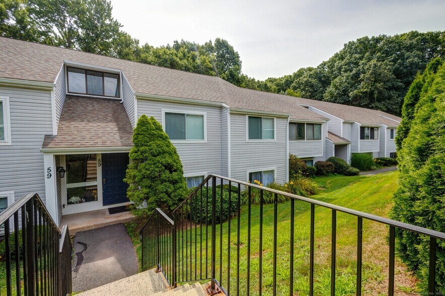 Building Photo - 59 Brookwood Dr