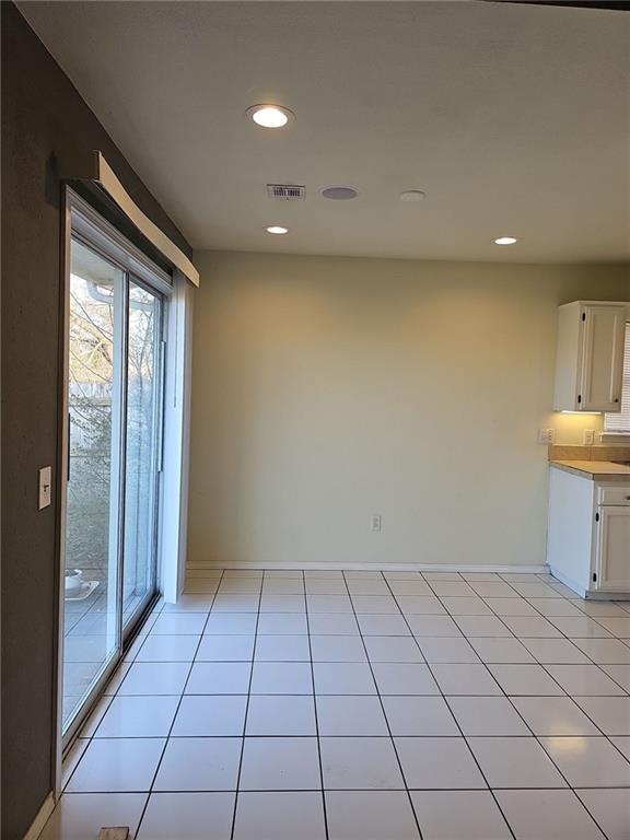 Building Photo - 405 E Mimosa Pl