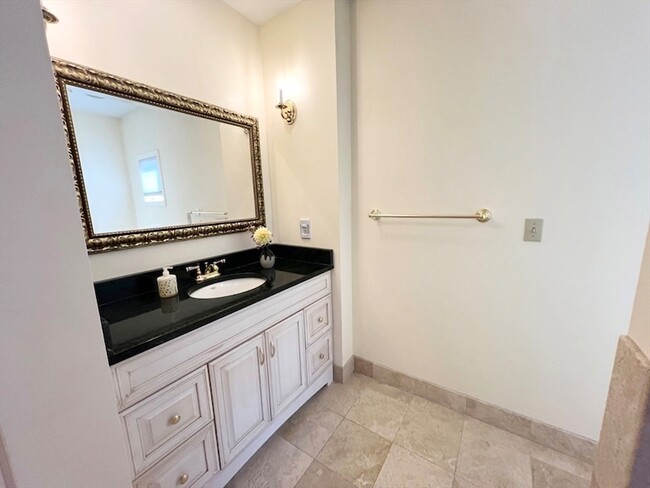 Building Photo - 15 Stimson Ave