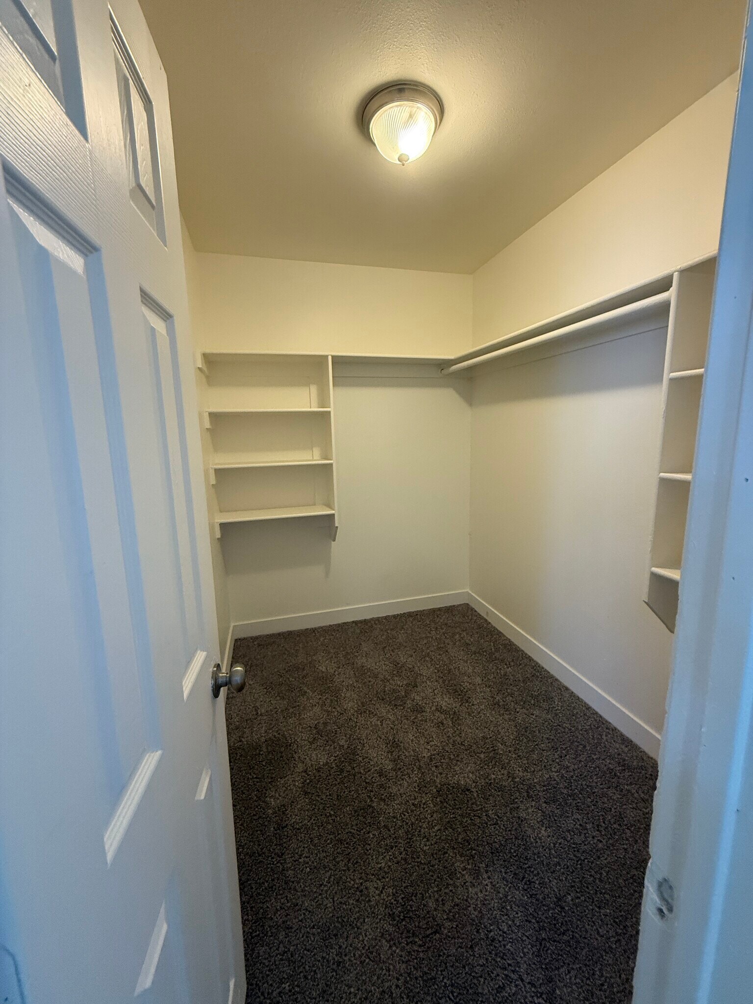 Building Photo - 2828 E Chipman Rd