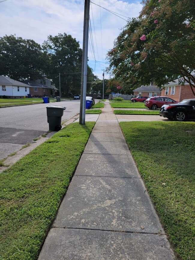 Building Photo - 2 Bedroom 1bath Oceanview/Bayview