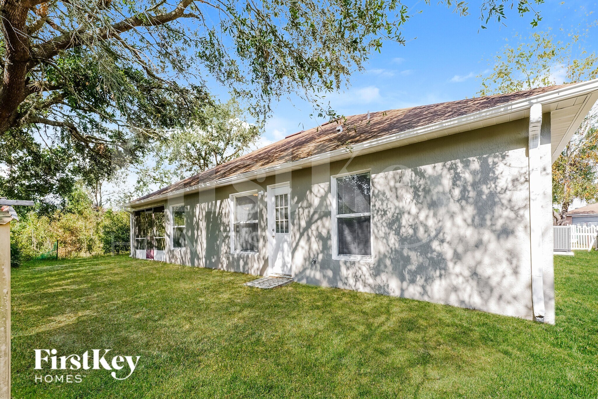 Building Photo - 2411 Dumas Dr