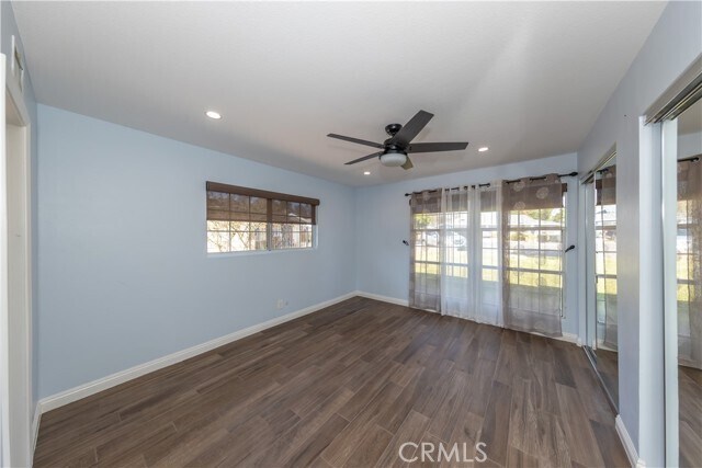 Building Photo - 4661 Woodhaven Dr