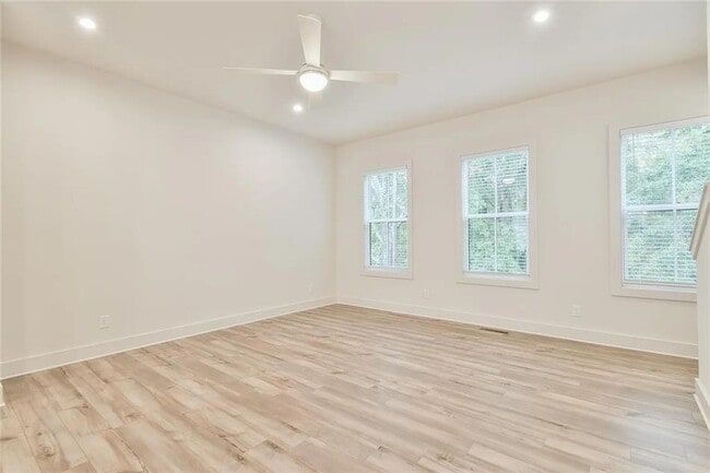 Building Photo - 262 Dilbeck Cir