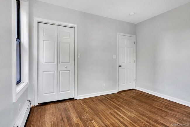Building Photo - 107 N Forest Ave