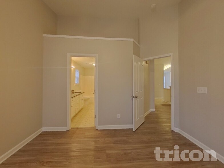 Building Photo - 6314 Spanish Moss Ln