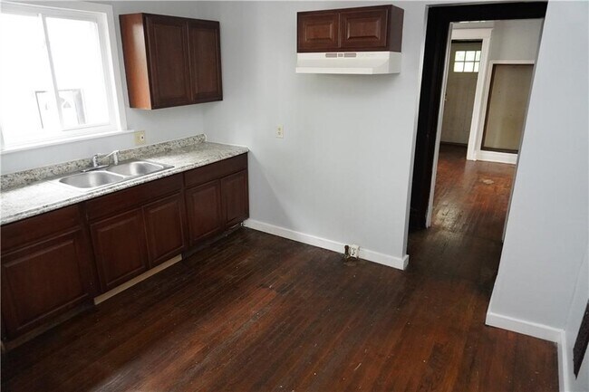 Building Photo - 244 Post Ave