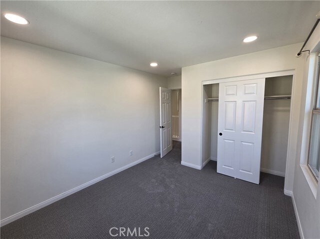 Building Photo - 60 Keepsake