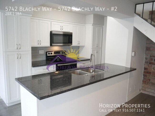 Building Photo - 5742 Blachly Way