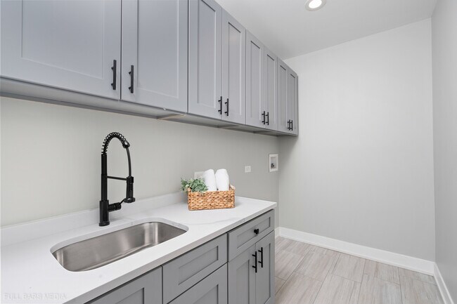 Building Photo - 4019 Faith Ln