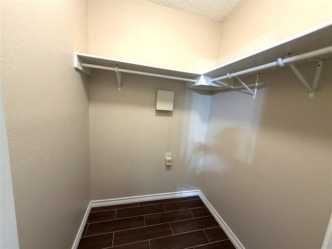 Building Photo - 12932 Heyerdahl Dr