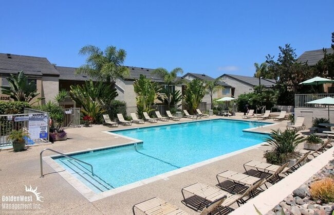 Building Photo - Charming 1Bdm 1Ba Condo in La Jolla