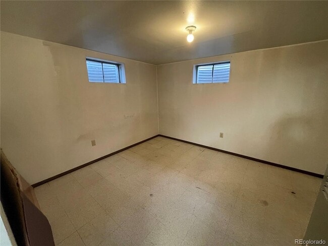 Building Photo - 3086 Victor St