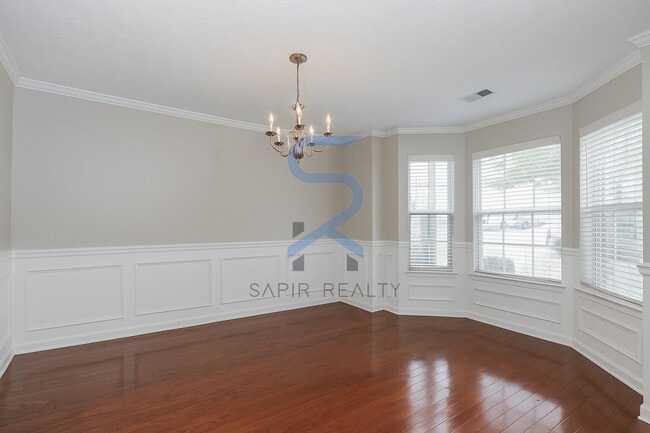 Building Photo - 655 Belle Grove Dr