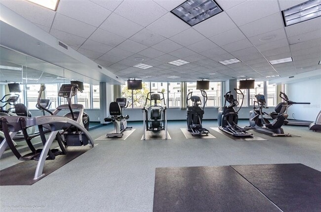 Building Photo - 322 E Central Blvd