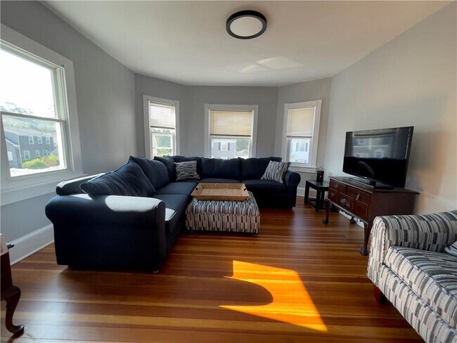 Building Photo - 60 Berkeley Ave