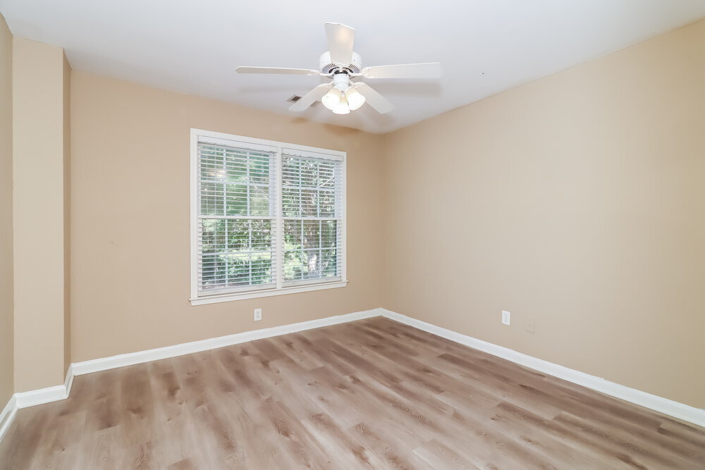 Building Photo - 3046 Woodbridge Ln