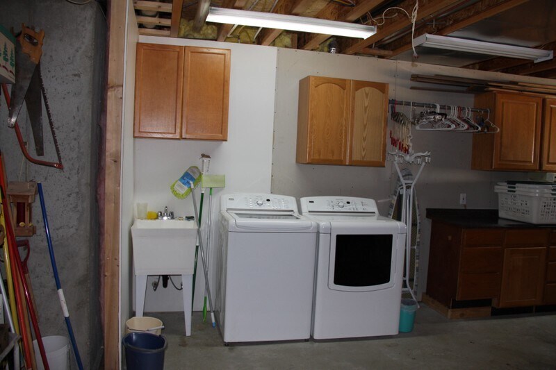 Building Photo - 750 Redden Rd