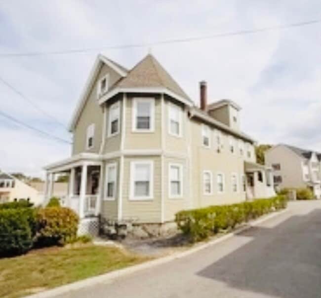 Building Photo - 22 Main St