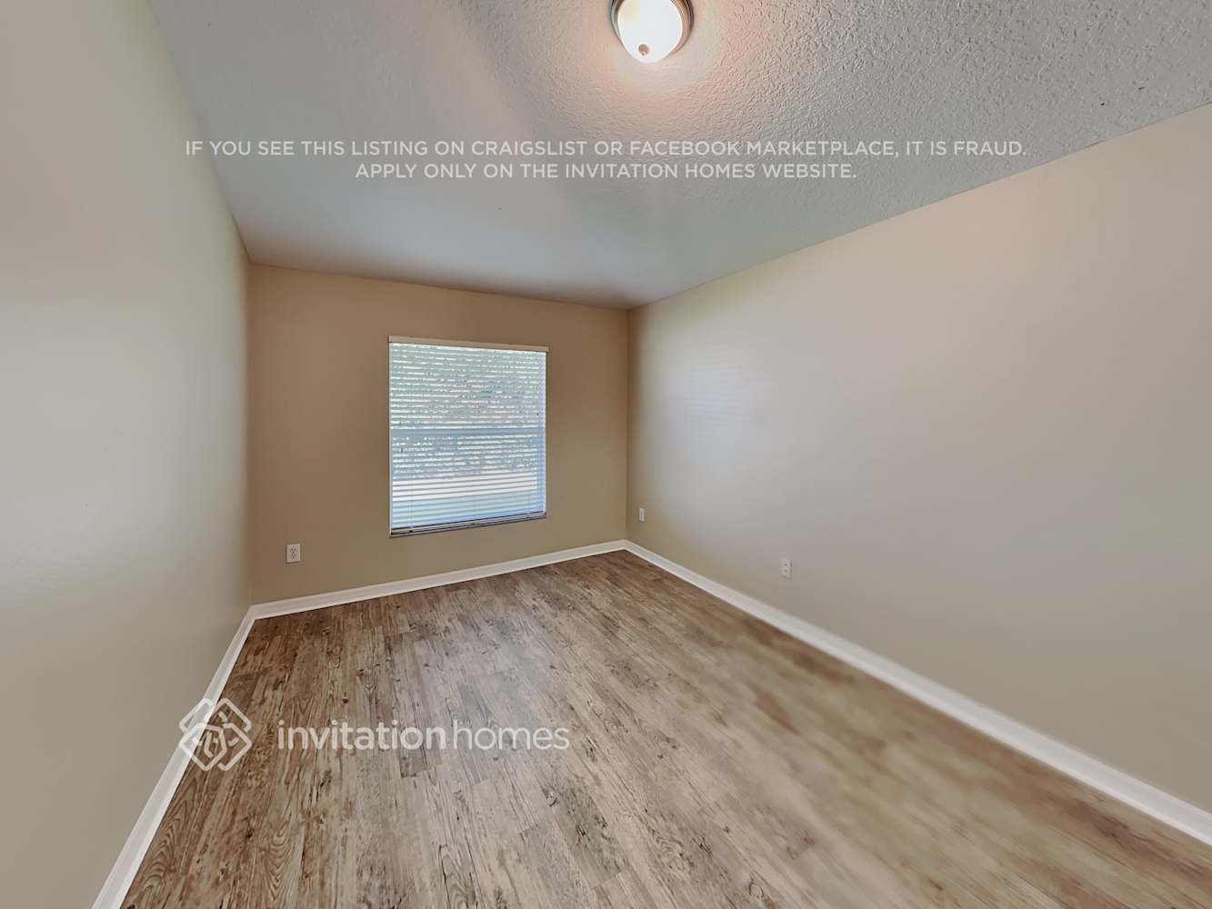 Building Photo - 9424 Clover Glen Dr