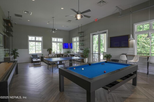 Building Photo - 548 Kendall Crossing Dr