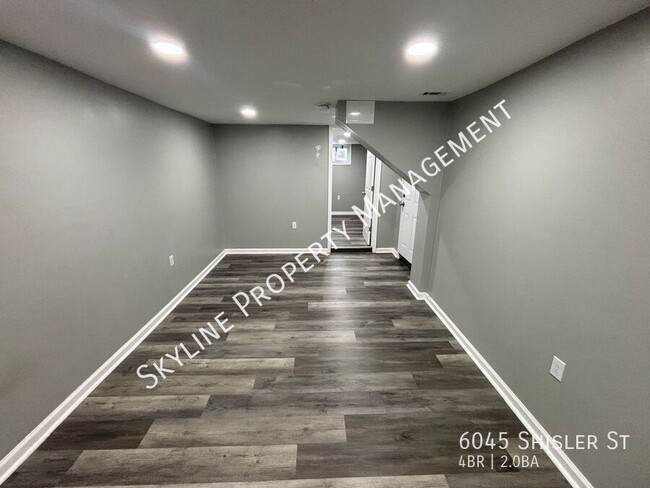 Building Photo - Newly Renovated 4 Bedroom Home For Rent in...