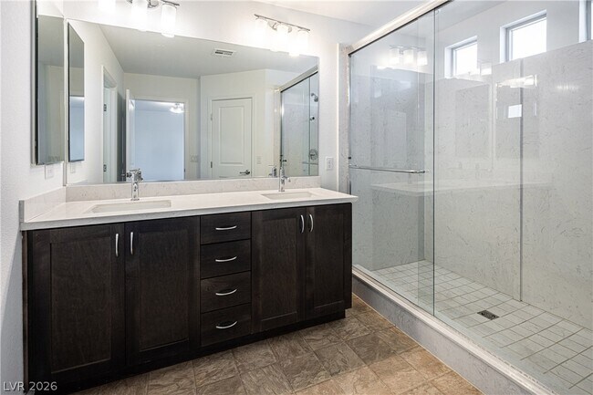 Building Photo - 8040 Carpenter Creek Ave