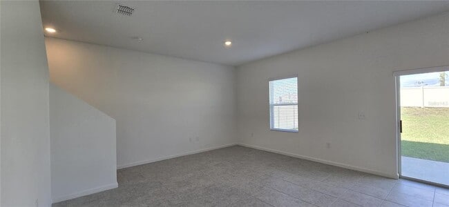 Building Photo - 2803 Poppy Ave