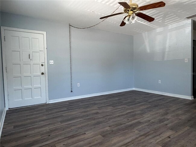 Building Photo - 1481 Drew St