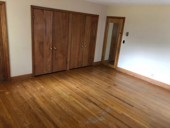 Building Photo - 1619 Jones Blvd