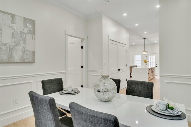 Building Photo - 22 Estabrook Rd