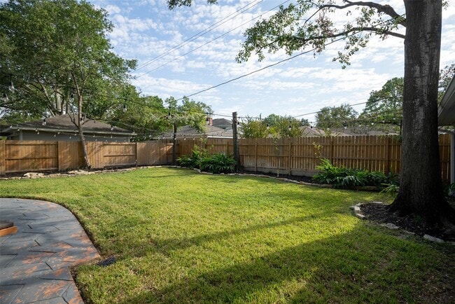 Building Photo - 12423 Honeywood Trail