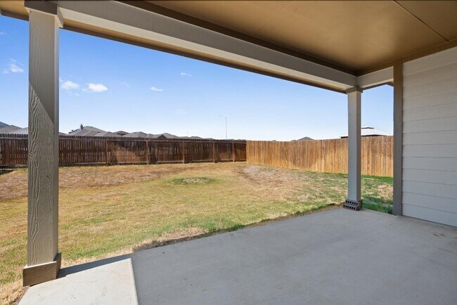 Building Photo - 4044 Legend Meadows