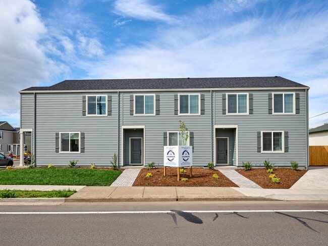 Building Photo - 2750 Marion St SE